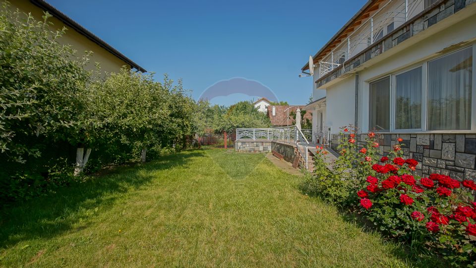 Vila impunatoare, rezidenta cu pretentii, Tractorul, Brasov