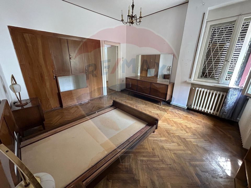 5 room Apartment for sale, Unirii area