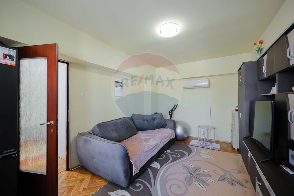 Apartament cu două camere de vânzare în zona Dacia