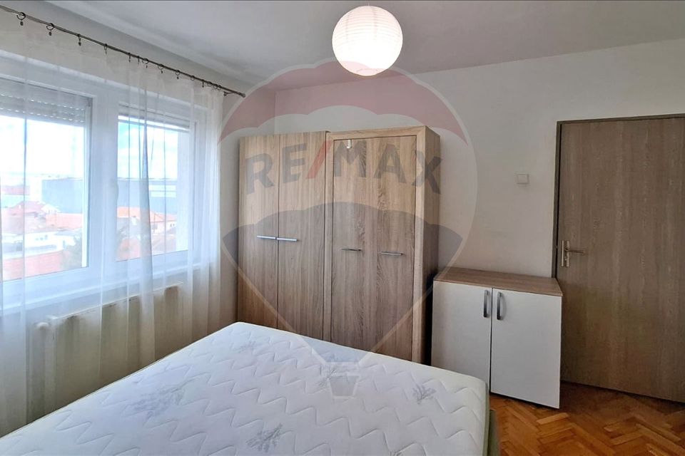 Apartament cu 2 camere de închiriat – zona 7 Noiembrie
