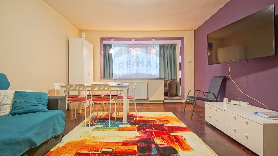 Apartament cu 3 camere de închiriat în zona Brasovul Vechi