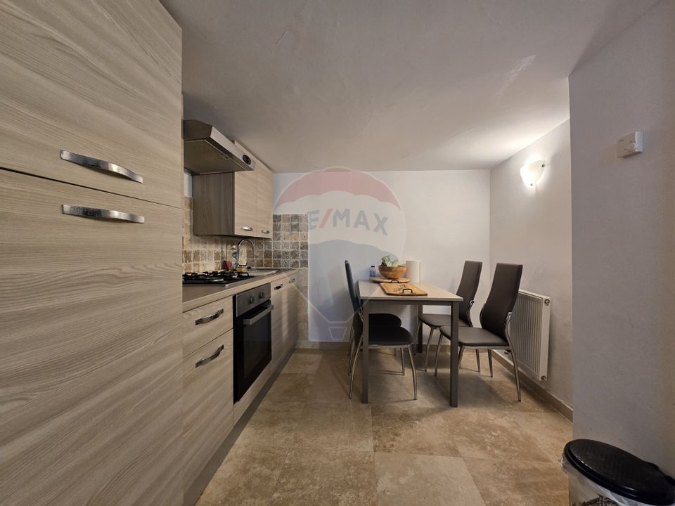 Vila unica in inima Bustenilor, vedere directa spre Caraiman