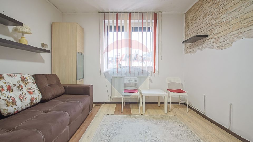 Apartament cu 3 camere de închiriat în zona Brasovul Vechi