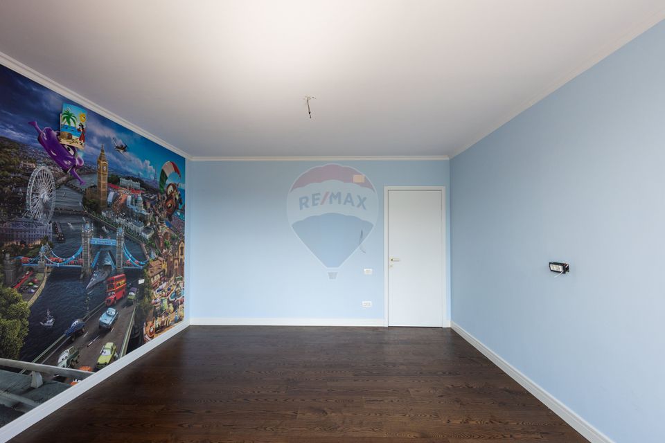 5 room House / Villa for sale