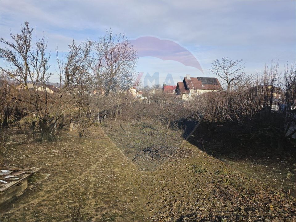 De vanzare casa solida cu teren generos si acces facil Lespezi Bacau