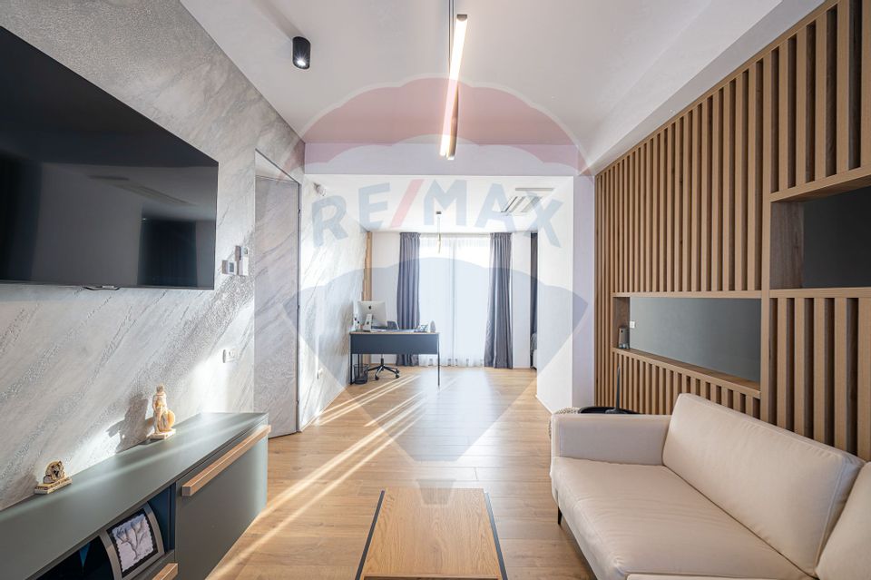 8 room House / Villa for sale