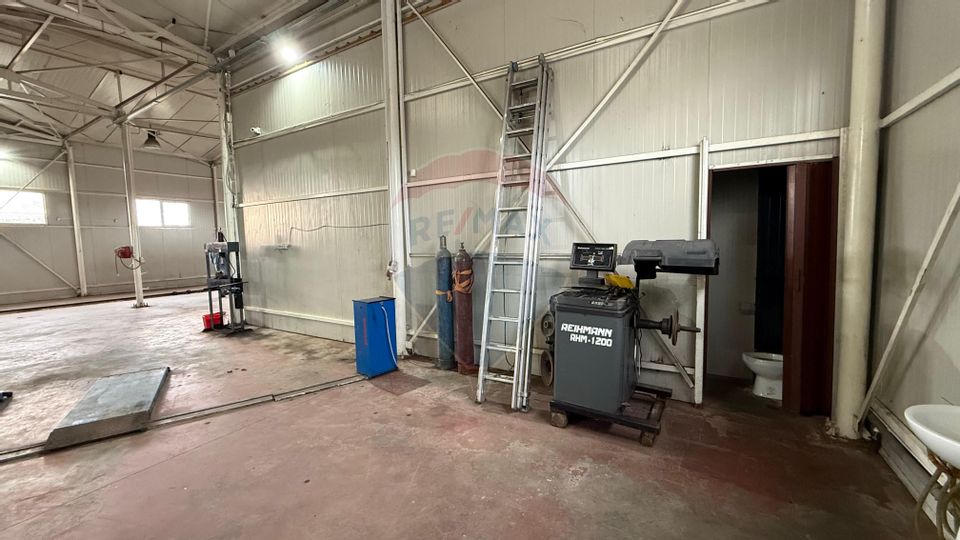 Service camioane și auto Șoseaua Surăii hală 400 mp