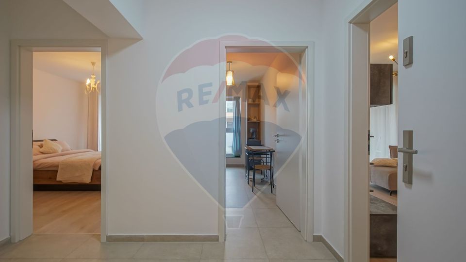 2 room Apartment for rent, Tractorul area