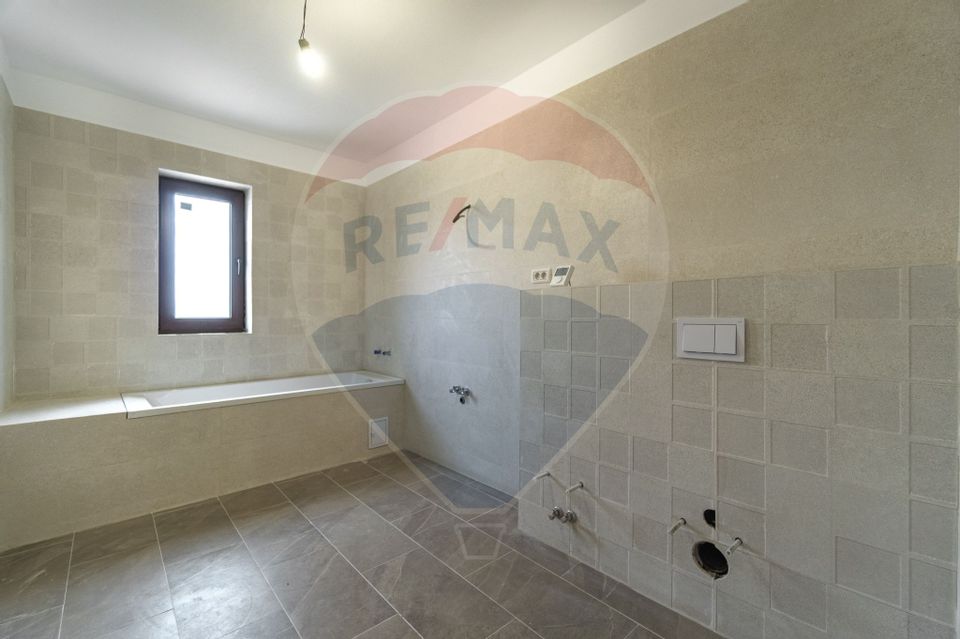 4 room House / Villa for sale