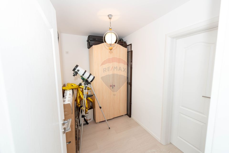 House - Villa 4 rooms in Pantelimon Magic Lake, Cernica forest