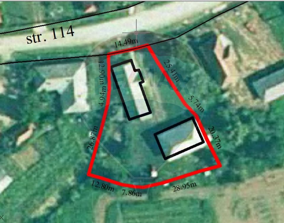 Casa - sura cu 16 ari teren de vânzare în Buşag