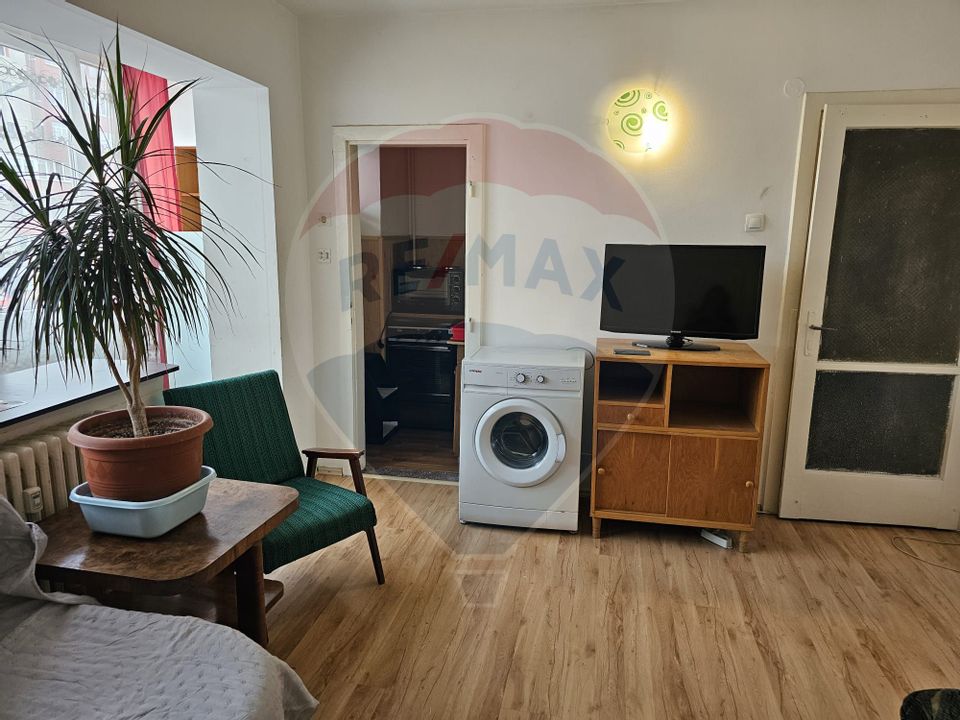 Garsoniera -Versatilitate Excelenta pe Calea Bucuresti, Brasov