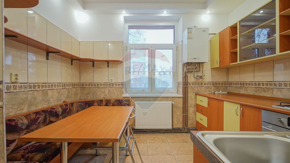 2 room Apartment for rent, Centrul Civic area