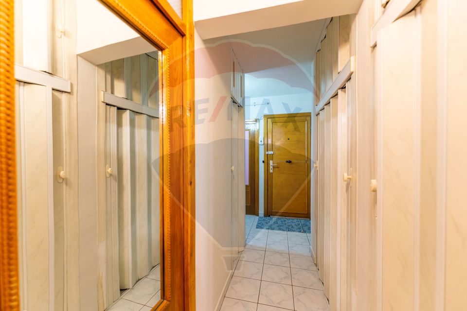 Apartament central 2 camere, decomandat, mobilat-utilat, centrala gaz