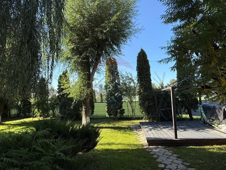 Cladire cu teren de inchiriat Bacau Calea Romanului