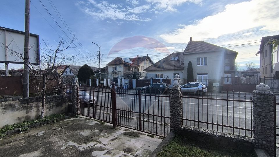 Apartament 3 camere de inchiriat în zona Dambul Rotund