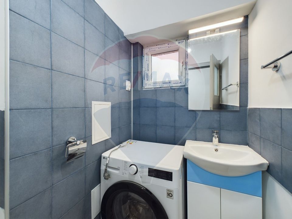 Apartament cu 4 camere de închiriat în zona Centrul Civic