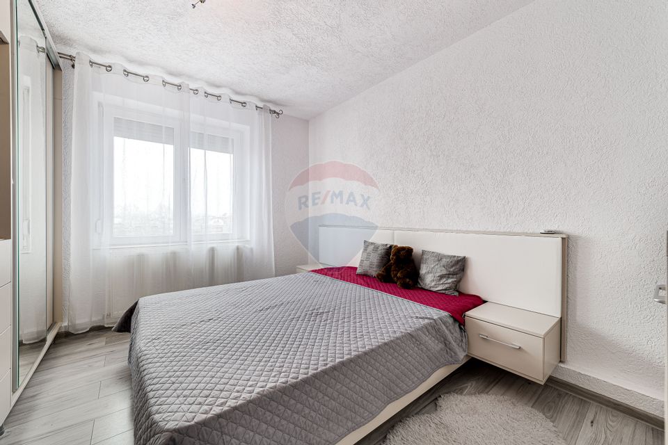Apartament de închiriat 3 camere, zona Podgoria, 101 mp