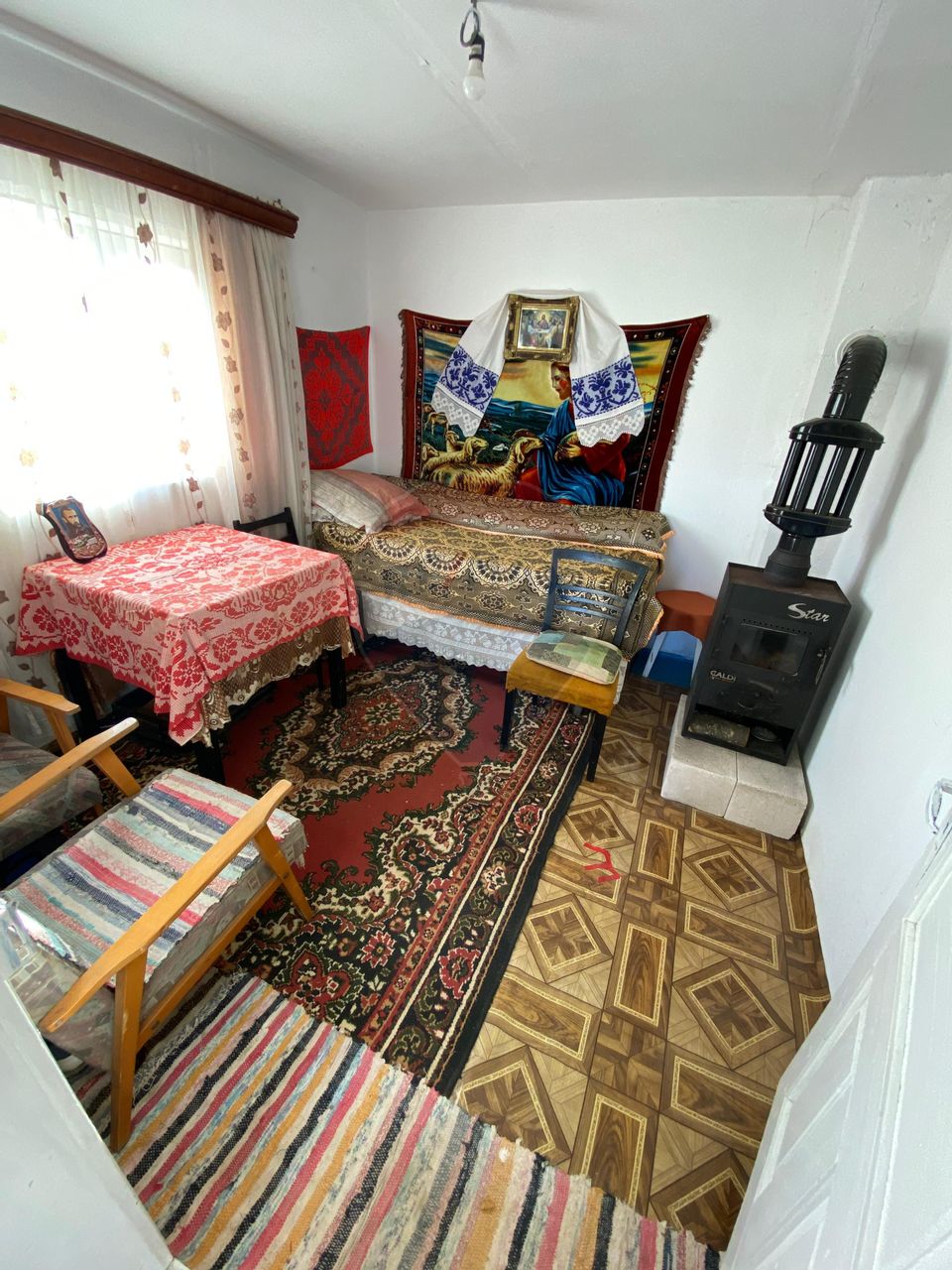 Teren+casă lemn-zona superba-Statiunea Belis-Fantanele,Giurcuta de Sus