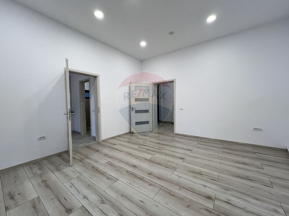 75sq.m Office Space for rent, Semicentral area