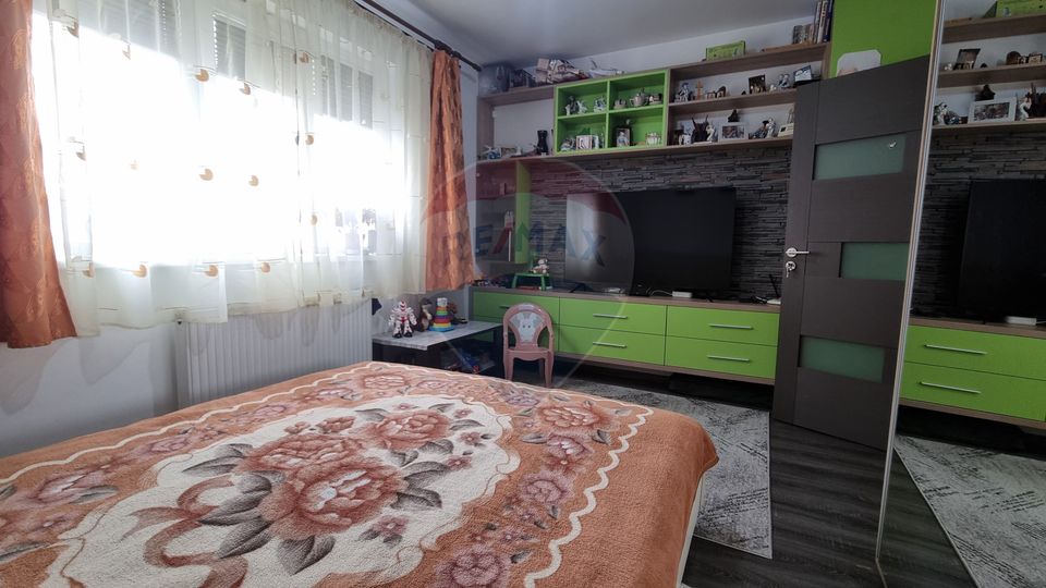 2 room Apartment for sale, Florilor area