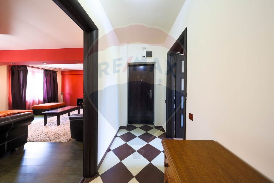 Apartament cu 3 camere, vis-a-vis de parcul Tractorul!