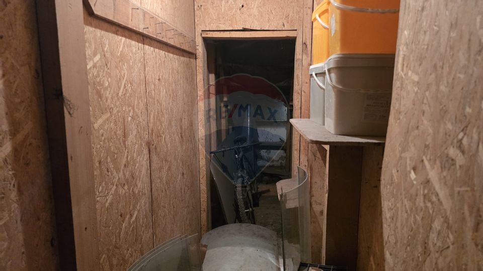 Hale pentru depozitare(lemn si metalica) in zona Giulesti