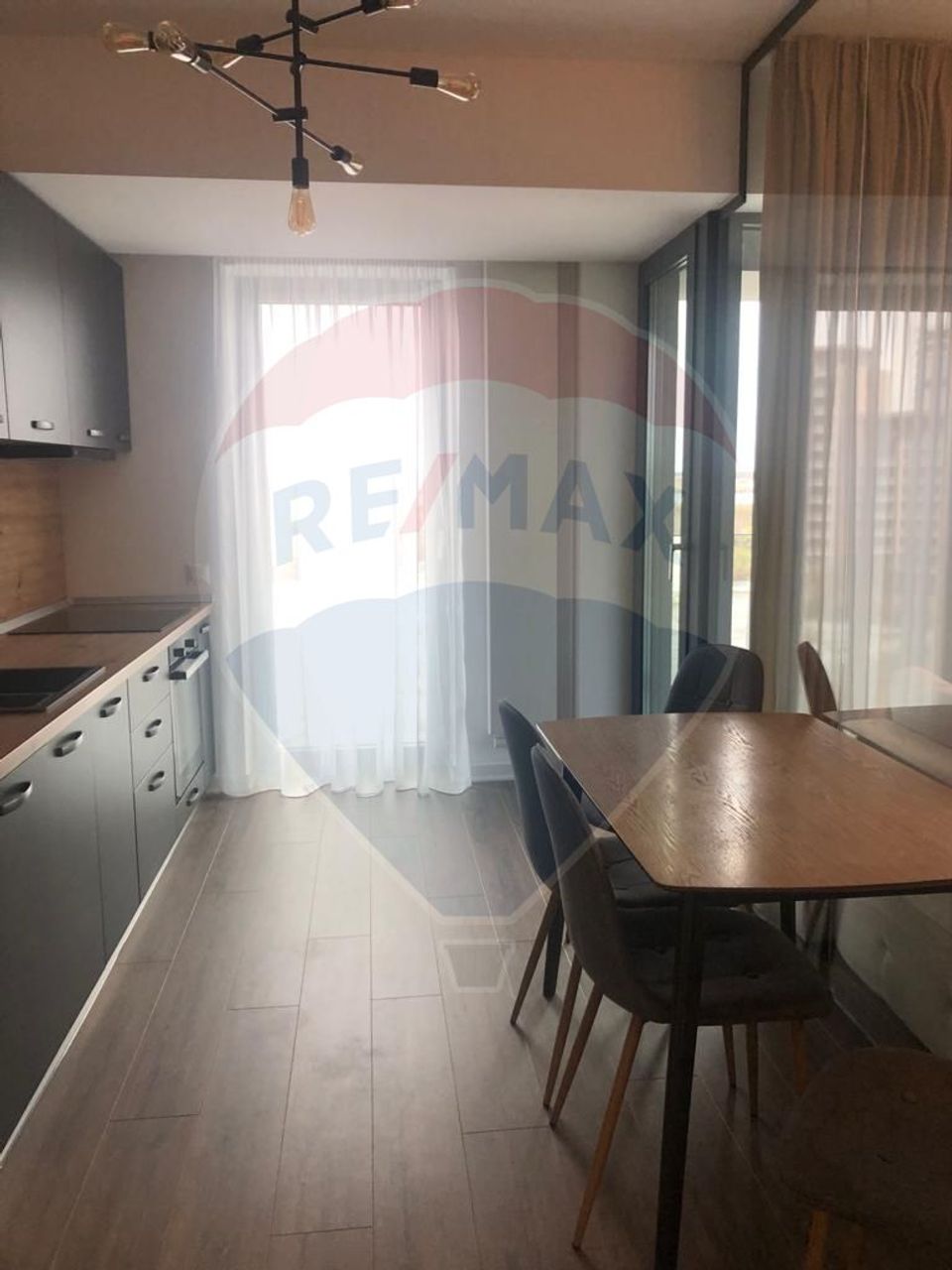 Apartament cu 2 camere si parcare, de inchiriat in ansamblul Cloud9