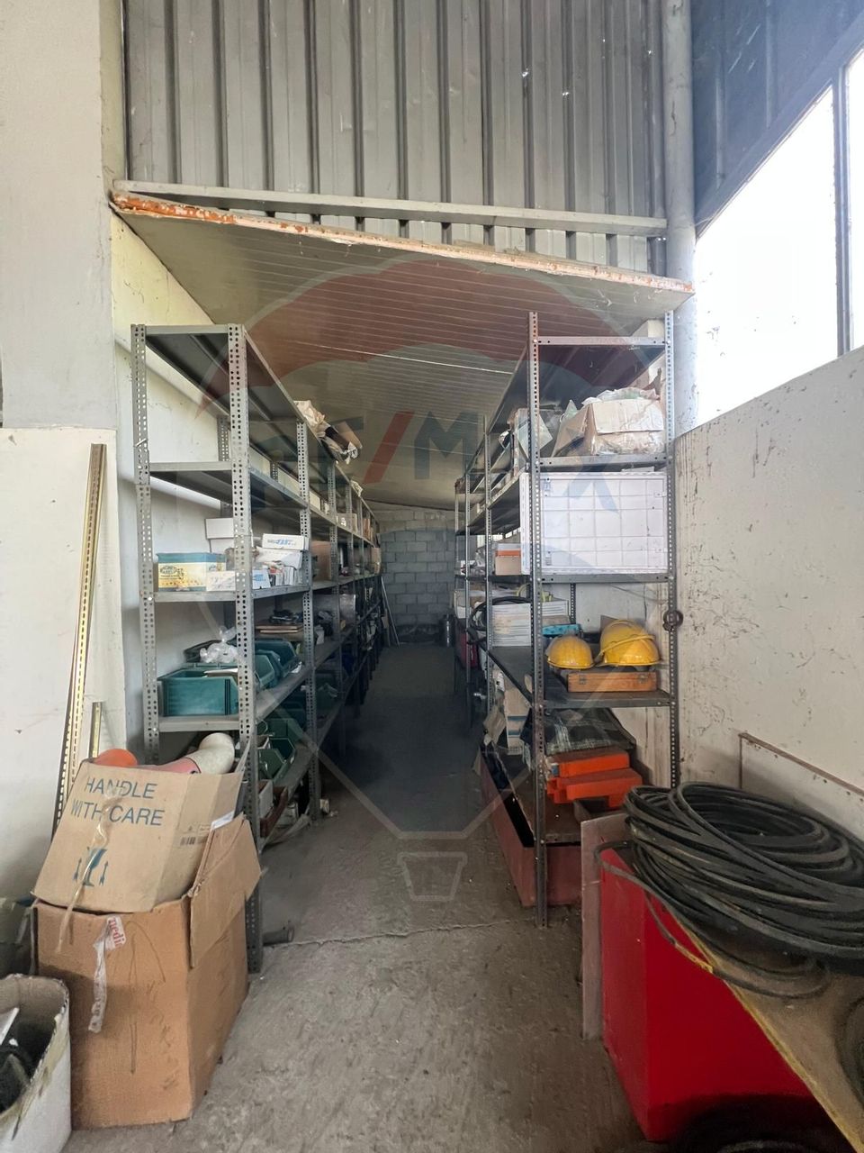 1,400sq.m Industrial Space for sale, Nord-Est area