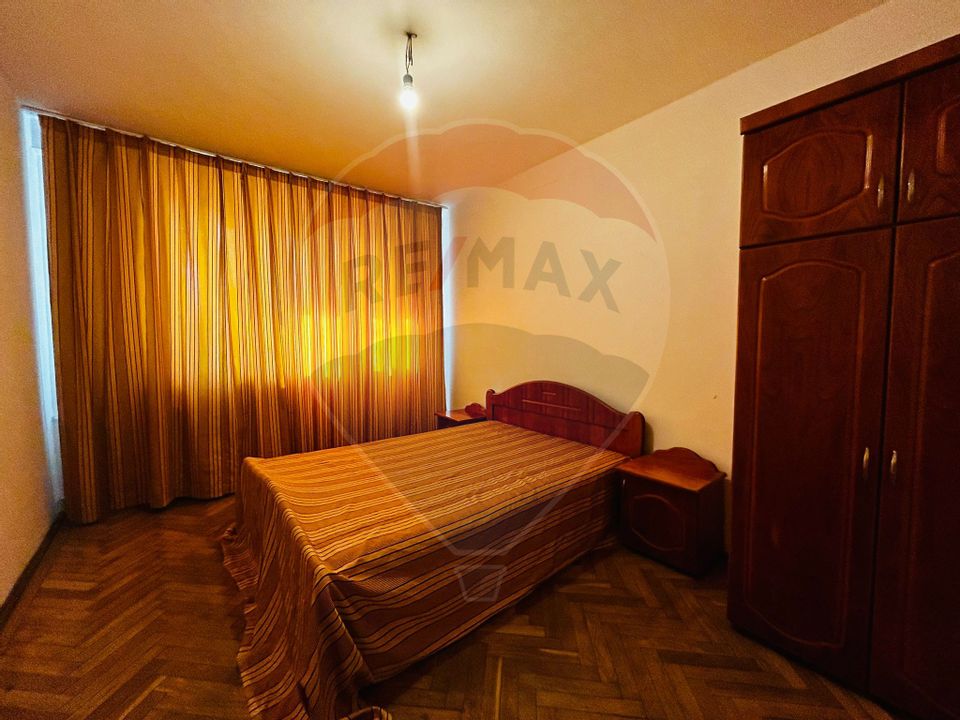 4 room Apartment for rent, Valea Rosie area