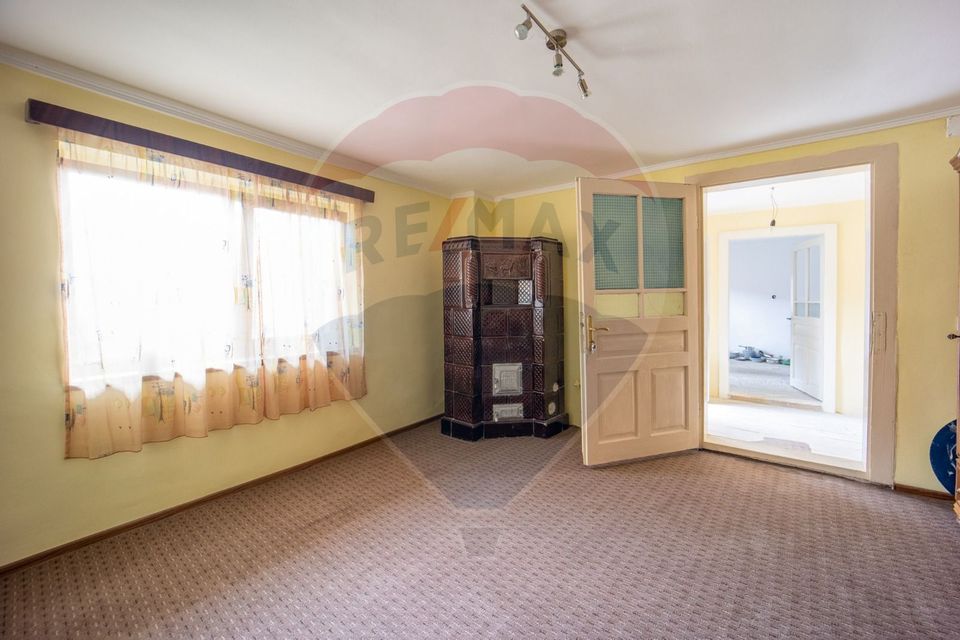 8 room House / Villa for sale