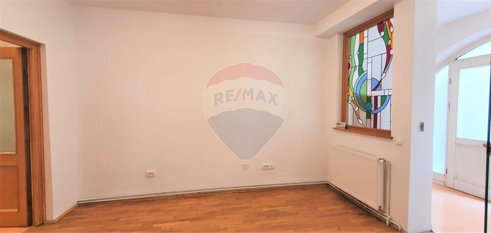 55sq.m Office Space for rent, Centrul Istoric area