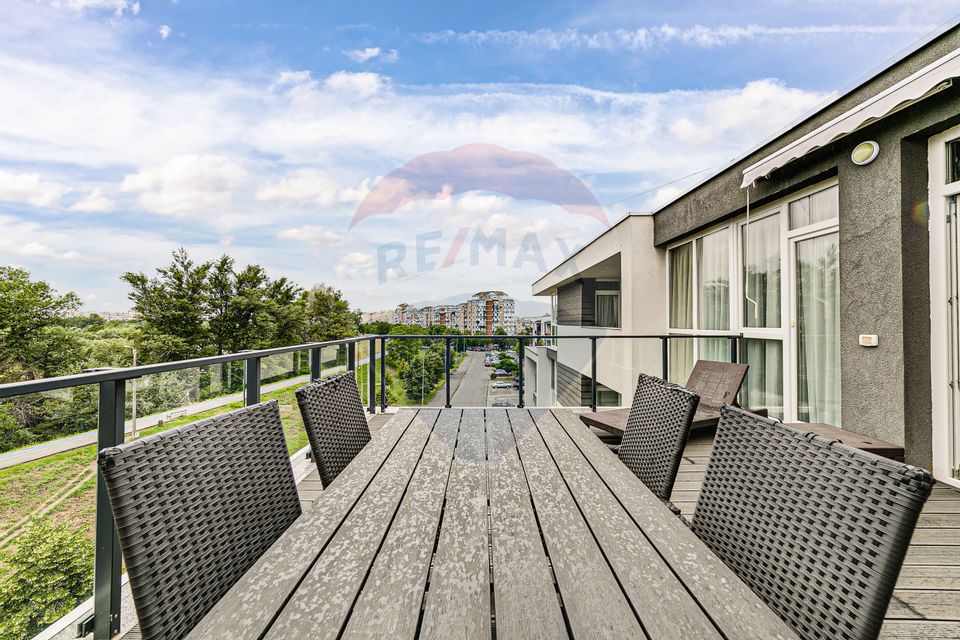 Apartament spațios cu terasa si vedere spre Mureș + loc de parcare