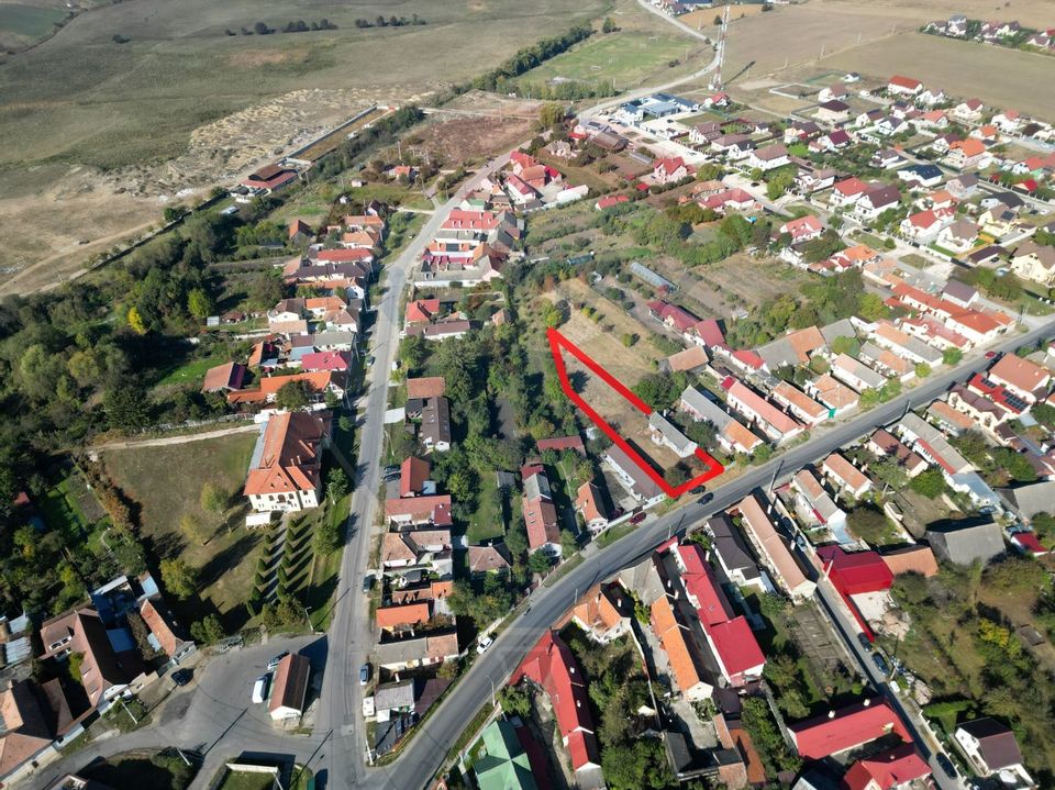 Land 1,494sqm Sanpetru / Strada Bodului