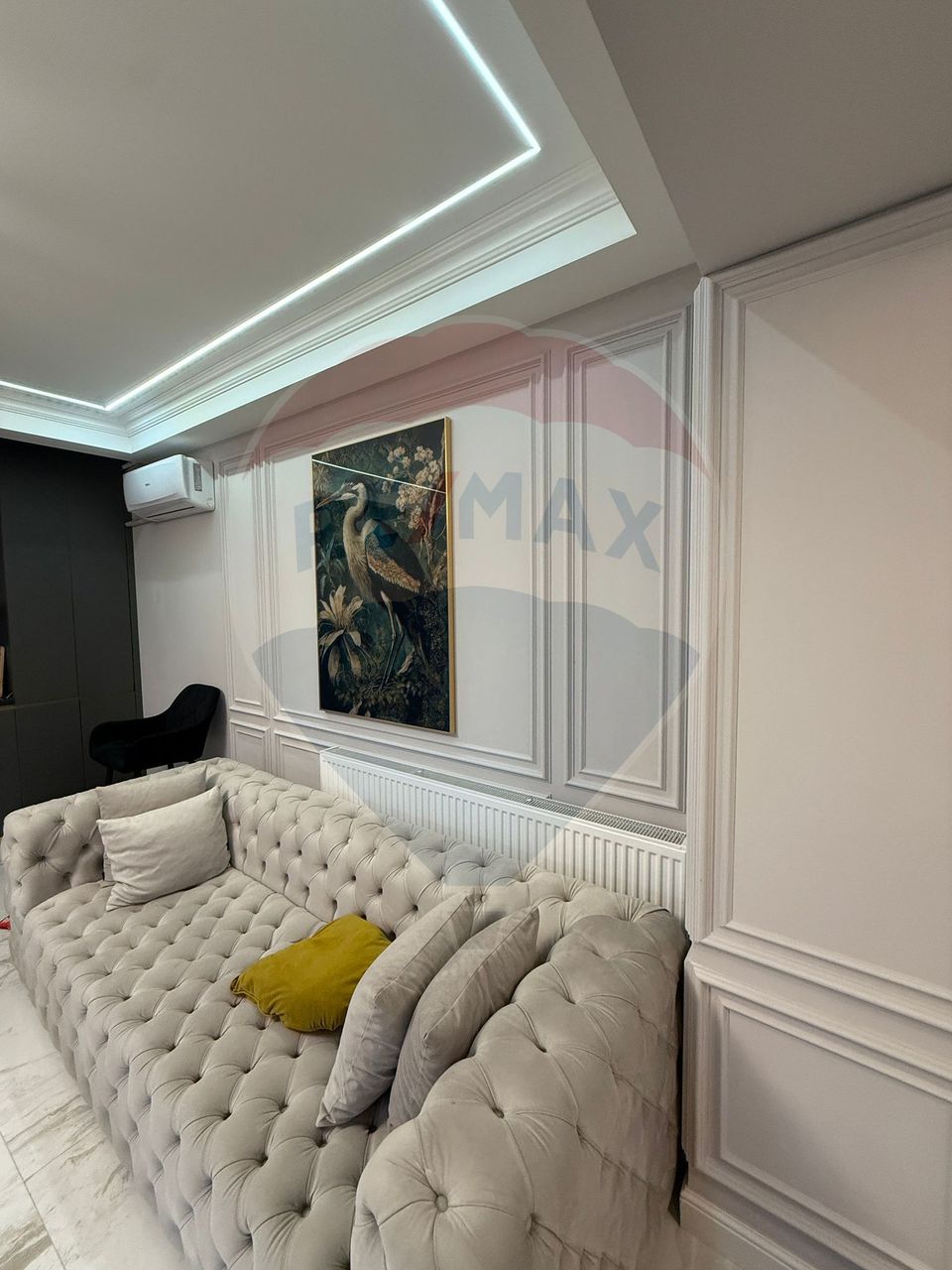 Apartament cu 3 camere de vânzare în zona Ultracentral