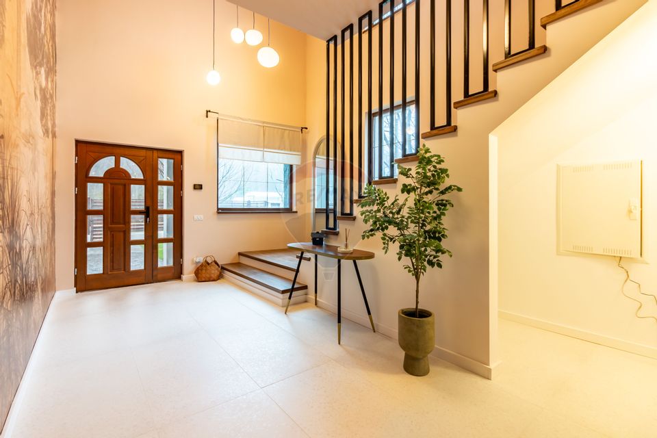 Casă / Vilă de vanzare in Snagov, langa padure, lac la 800 m, centru