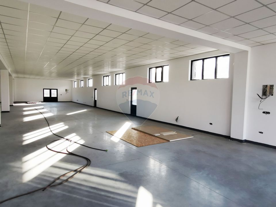 500sq.m Commercial Space for rent, Sud area