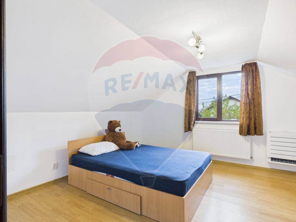 5 room House / Villa for sale