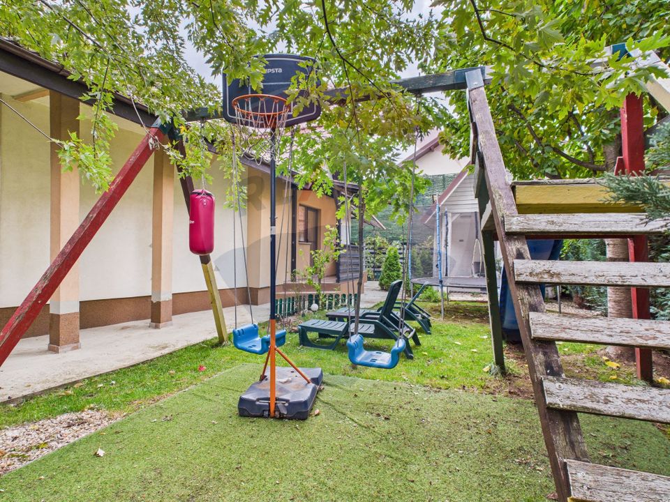 5 room House / Villa for sale