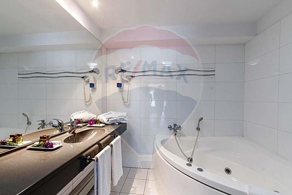 Hotel  cu 76 camere de vânzare în zona Libertatii Marriot