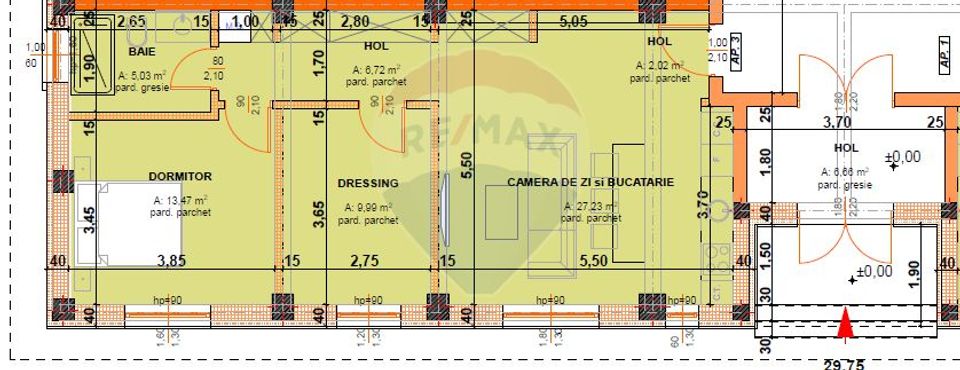3 camere in bloc nou cu curte