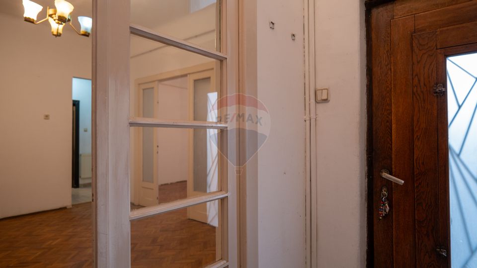 Oferta -vanzare apartament 2 camere in vila, str. Popa Nan