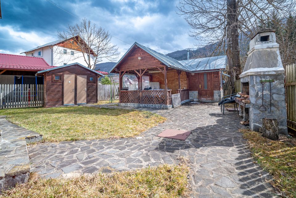 Casă de vânzare în Azuga | Locație Centrală,  Aproape de Pârtii