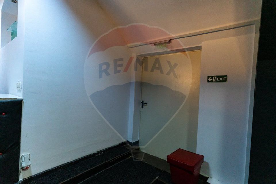 Spațiu comercial de vanzare central,Hateg jud. Hunedoara