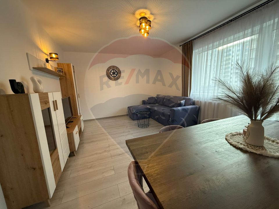 Apartament cu 3 camere, 2 bai și loc de parcare