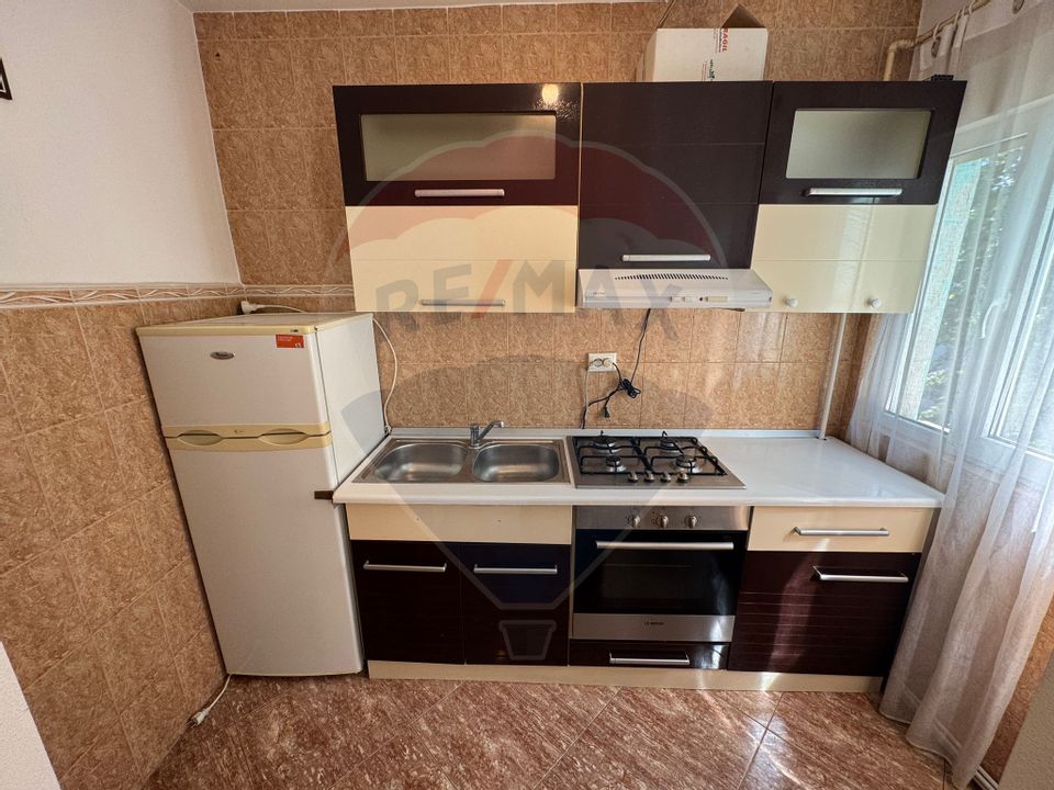 Apartament cu 3 camere de vanzare