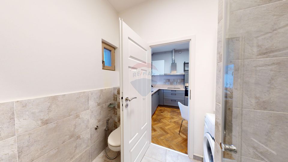 Apartament frumos renovat cu 2 camere de vânzare în zona Ultracentrala