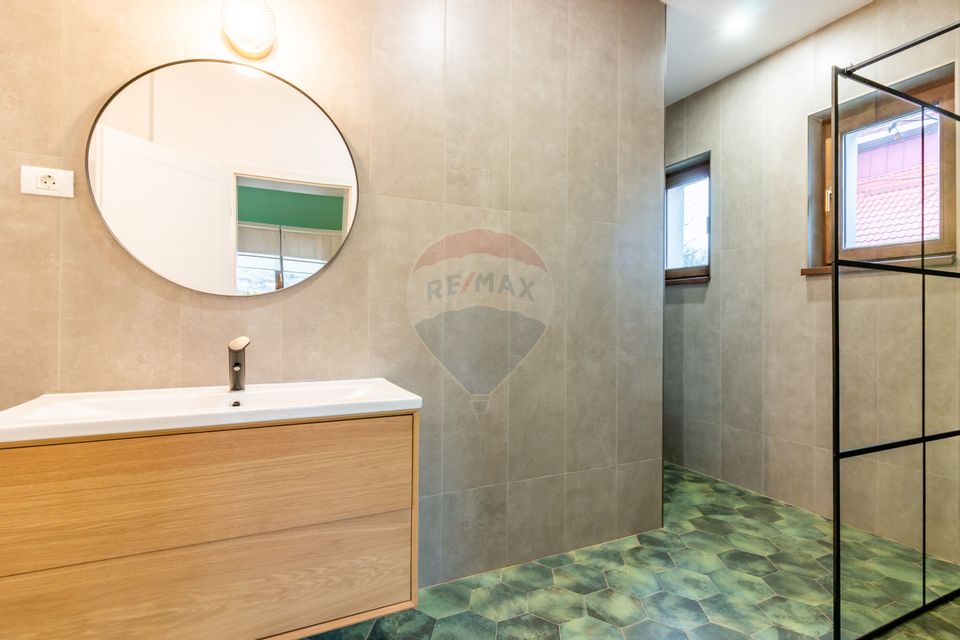 Casă / Vilă de vanzare in Snagov, langa padure, lac la 800 m, centru