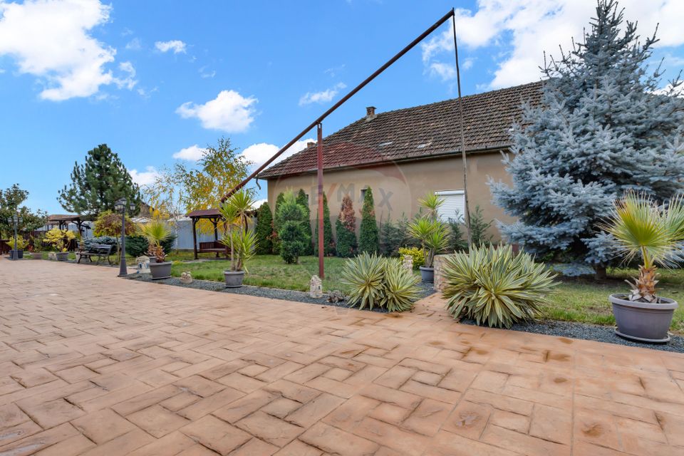 6 room House / Villa for sale