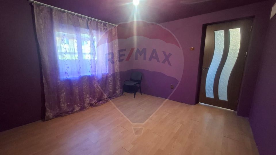 5 room House / Villa for sale